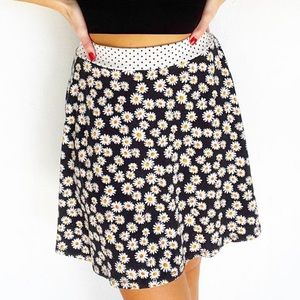 Xhilaration daisy print polka dot skater skirt size medium